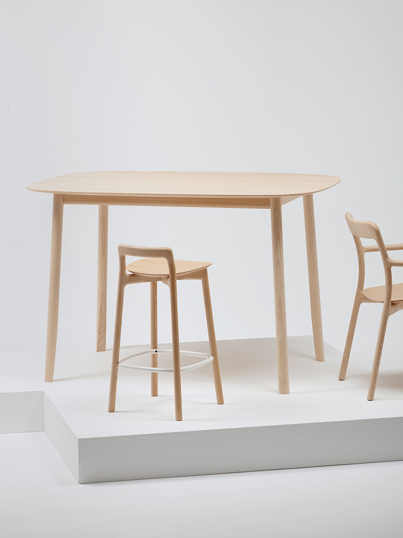 华体会体育官方在线官网 - 桌几|餐桌|办公家具|华体会体育官方在线官网家具|布兰卡餐桌